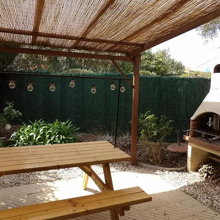 Casa de Férias Maison De Climatisee Avec Piscine Saint-Cyprien (Pyrenees-Orientales)